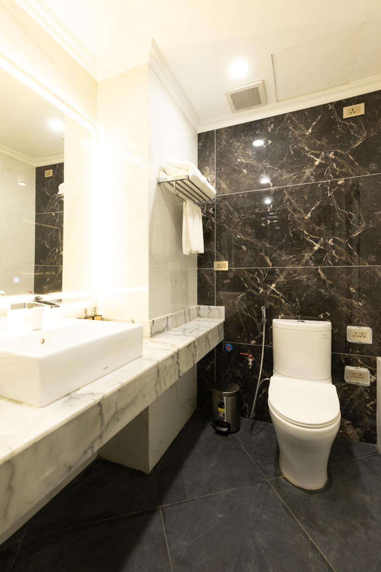 Sword Lake Hotel Ανόι Εξωτερικό φωτογραφία